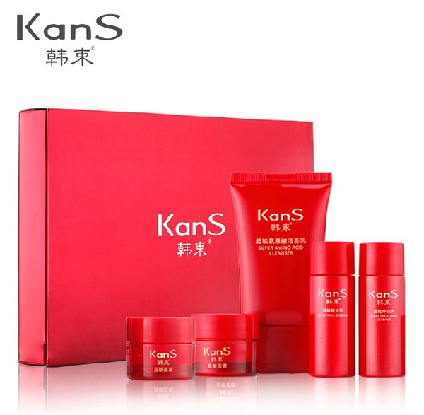 KANS A small sample of 4 pieces in the cream of cleansing milk