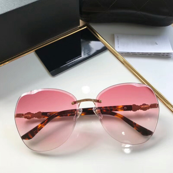2018 Luxury Swomen Sunglasses Oversize Rimless Sunglasses Women Brand Designer Sun Glasses Vintage Gradient Metal Frame Oculos CH5281