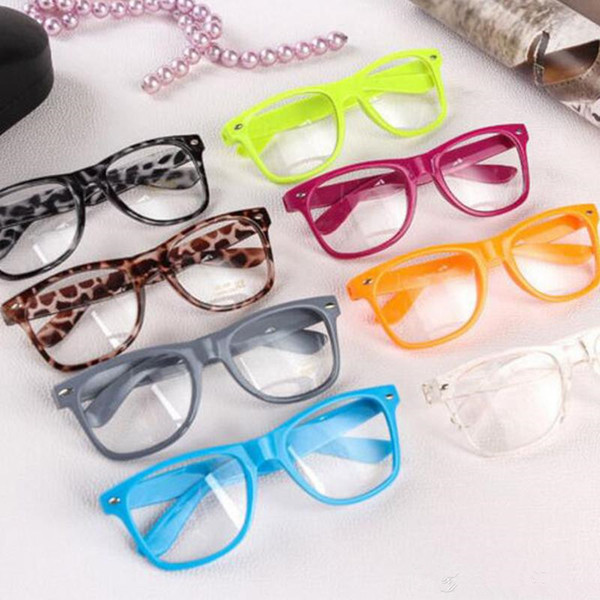 New Hot Sunglasses Unisex sunglasses Rivet Sunglasses Retro Color Unisex Punk Geek Style Clear Lens Glasses