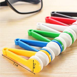 Creative green multifunction portable glasses wipe clean without leaving any traces type 0541 super easy to wipe clean the glasses