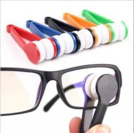 Mini Microfiber Glasses Eyeglasses Cleaner Cleaning Clip Glasses's Companion mix colors