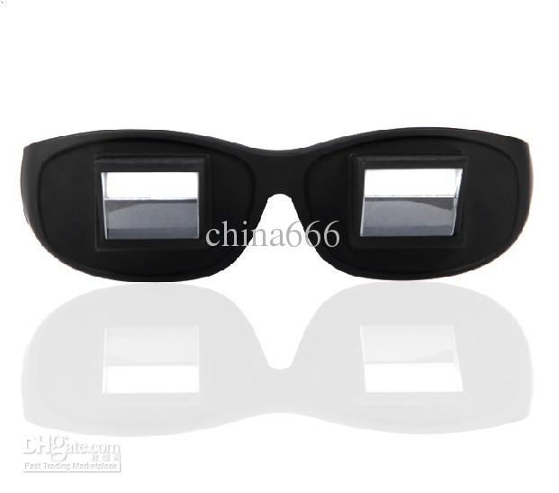 Watch TV lying optic glasses glasses mirror horizontal lazy lying on the elderly patient