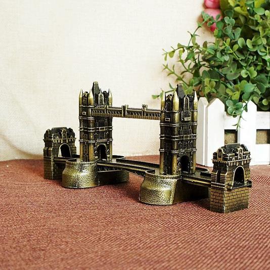 20cm Metal Craft England London Famous Landmark London Bridge Tower Model