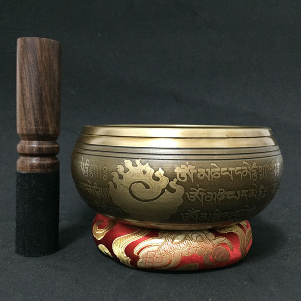 New Arrival Best Quality Tibetan Mediation Buddhist Singing Bowls with Leather striker and Cushion