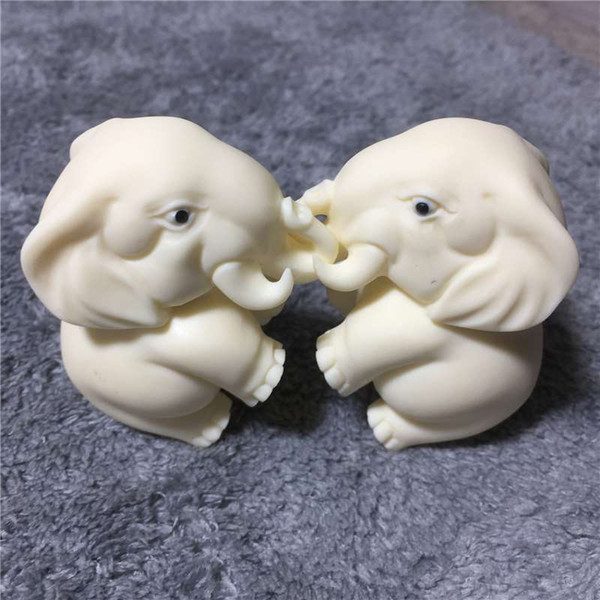Seiko carving ivory auspicious elephant hand piece home desktop decoration meaning rich and rich