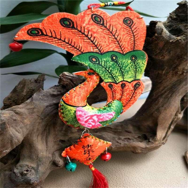 Skin color peacock sachet ears Yunnan crafts creative gift decorative pendant Home Furnishing bar chimes play