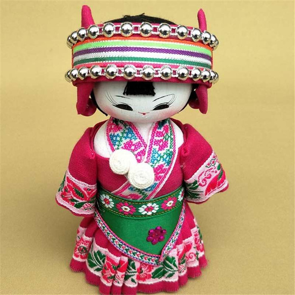 The characteristics of creative design color linen Home Furnishing jewelry wooden ornaments gifts national doll toys