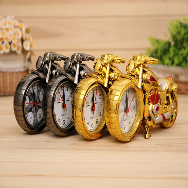 Motorcycle Cartoon Alarm Clock Home Decor Art Craft Electronic Desktop Table Clock 4 color Exquiste lov Gift without Battery