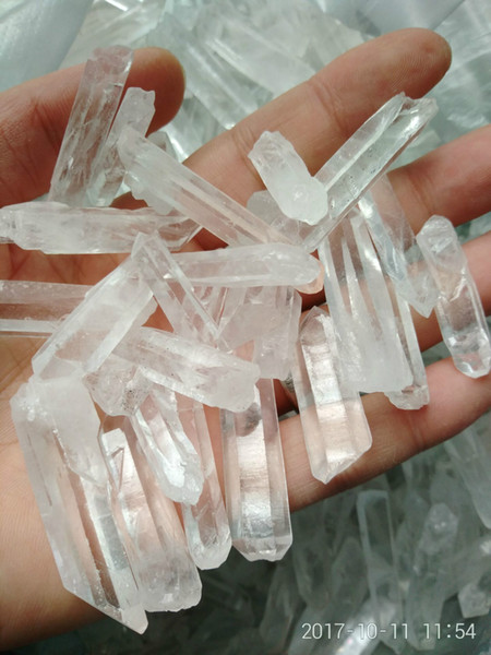 HOT Transparent crystal 50g 3-5cm A lot of quartz crystal pieces rough original points Wand Specimen