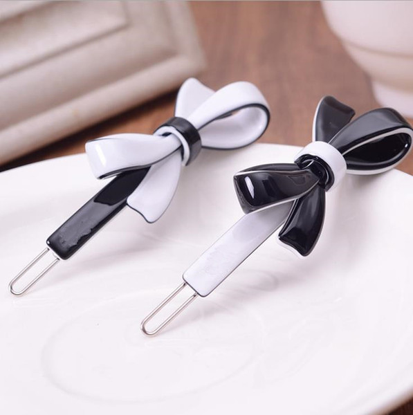 Classic C style Accessories for Ladys collection Item Fashion Acrylic Flower Hair Clip VIP party gift