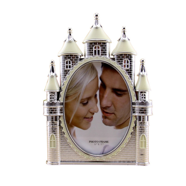 Home Decor 7inch Modern Photo Frame Plastic Castle Frame Ornament Figurine Picture Frames Desk Home Decoration Accessories Gifts