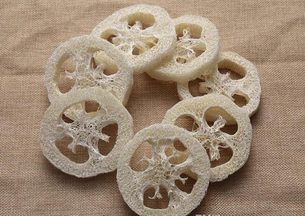 2018 hot sales 4cm 6cm 7cm Natural Loofah Cuts Loofah Soap Dish Natural Luffa Soap Dishes The soap has strong draining effect