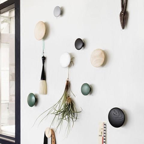 Wall mushroom robe hooks home decoration wall hanger with nail natural oak wood circle hook key holder wall storage shelf dots rack