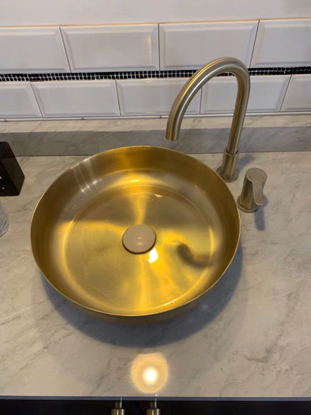 Brass product Round bathroom sink Nordic Platform Upper Basin Household Washbasin Hotel Washbasin Antique Washbasin