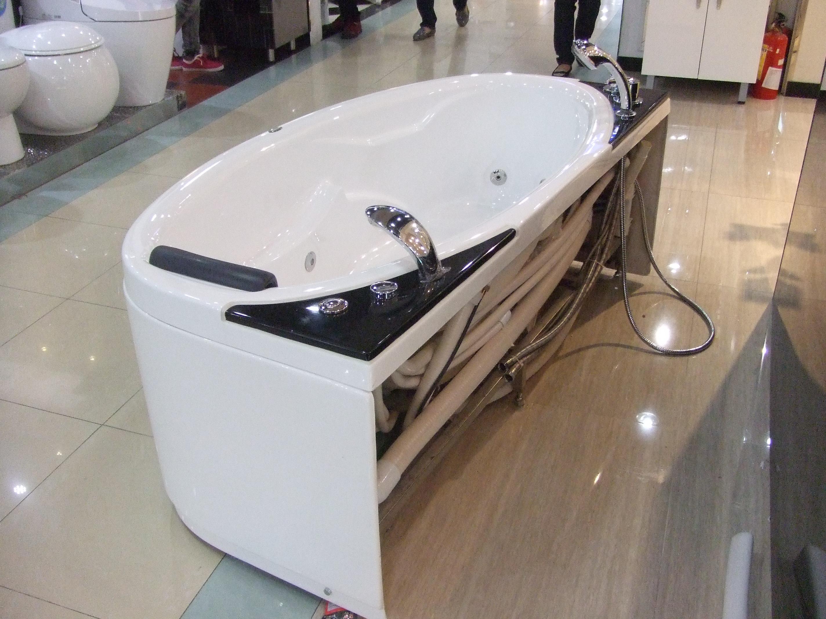 1700X820X580mm CE Approved Acrylic With FiberGlass whirlpool bathtub Water Massage Three Side Skirt Water Jets RS6114