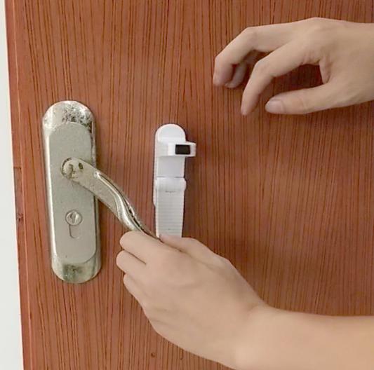 Children Safety Door Lock lever baby Handle Locks anti door lock kids Safety supplies Protection Locks