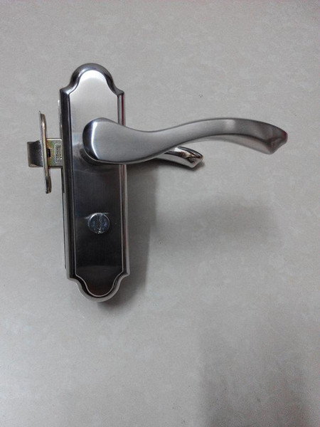 High quality stainless steel products that defend bath BK hand door lock, panel screw hole center distance is 110 mm