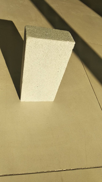 Vitrified ceramic tiles for flue anticorrosion