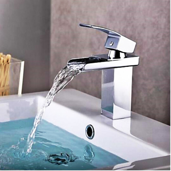 Modern Chrome Bathroom Basin Faucet Single Handle Sink Mixer Tap Deck Mounted