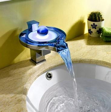 Full copper water tap LED luminescence Kitchen and bathroom cold and hot water tap Fashion creative durable washbasin