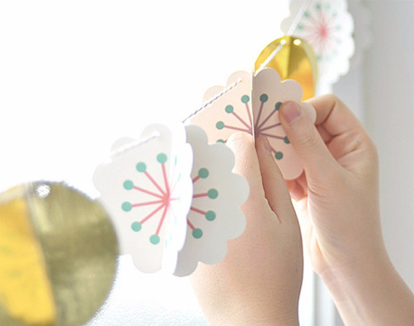Wholesale- 15Pcs Vintage 3D Flower Garland Flags Paper Banners Party Flags Birthday Flags for Wedding Birthdays Party Supplies Decorations