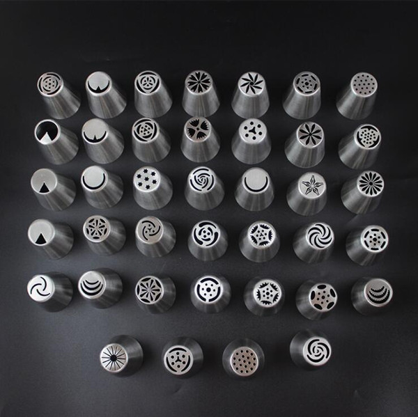 Large stainless steel Russian cakes with mouth cream cake squeeze molding tool of 57 kinds of flower baking tools