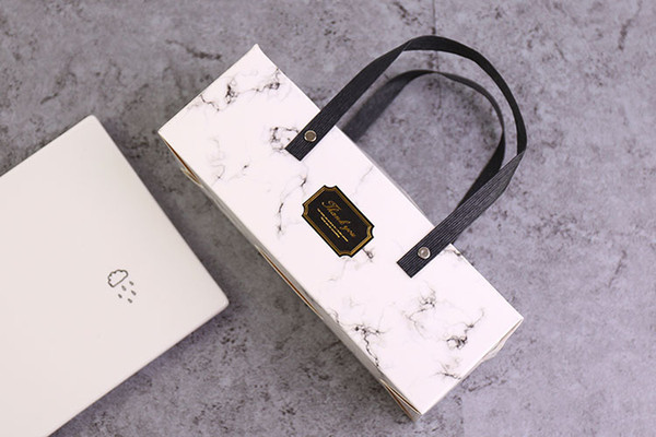 24.8*9.2*8.6cm Marble Design Paper Box With Handle Cake Box Bakery Packaging Box wen5075