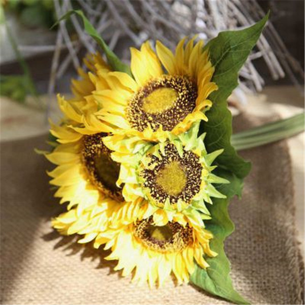 Wholesale Sweet Artificial Sunflower Flowers Desk Home Decorative Artifical Silk PU Flowers Home Party Decorations DIY Display Wreaths