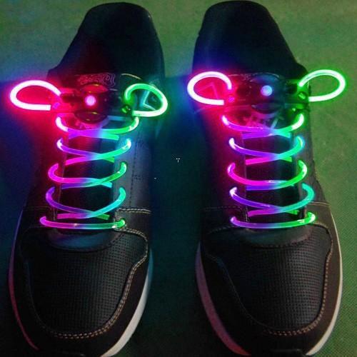 The fifth generation of classic LED light fashion lace lined with fluorescent shoes with personalized hip-hop light shoes with wholesale