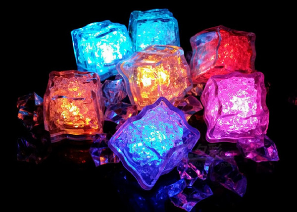 Wedding Party Decorating Luminous Cube LED Artificial Ice Cube Flash LED Light Wedding Christmas Holiday Party Pub Decoration