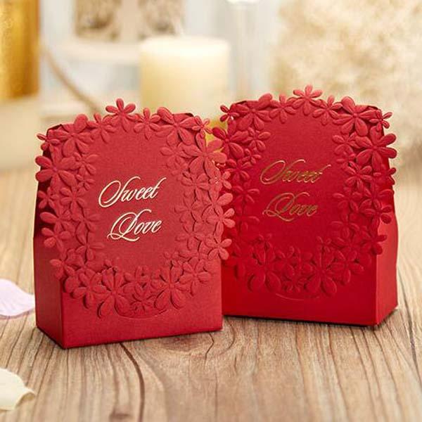 100Pcs/lot Red colors Luxury Candy Boxes Laser Cut Sweet Boxes for Wedding Wedding Party Favour Box Party Gift Box