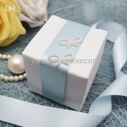 New Arrivals--100pcs 5cm*5cm*5cm White Wedding Favor Box Gift/Candy Boxes Wedding Decoration