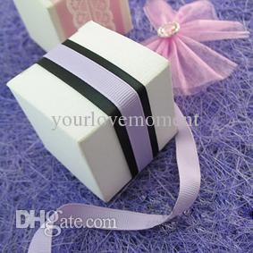 Free shipping-New Arrivals--50pcs 5cm*5cm*5cm White Wedding Favor Box Gift/Candy Boxes Wedding Decoration