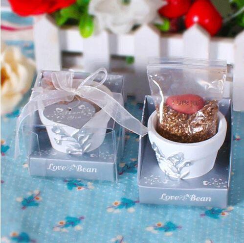 Free Shipping +Love Magic Bean +100set / lot+Very Good for Wedding Favors 0915#15