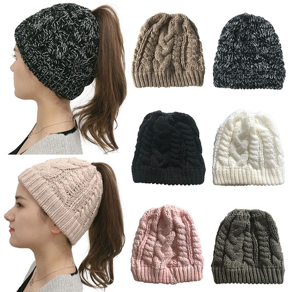 Fashion Knitted Hat Ponytail Caps Outdoor Warm Pullover Hats Girls Women Fall Winter Beanie Cap Festive Christmas Party Hats WX9-1761