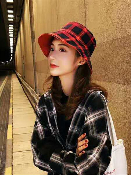 New fashion Checked Bucket Cap cotton spring autumn Fisherman Hat for men women double-sided wearable boonie hat 4 colors Stingy Brim Hat