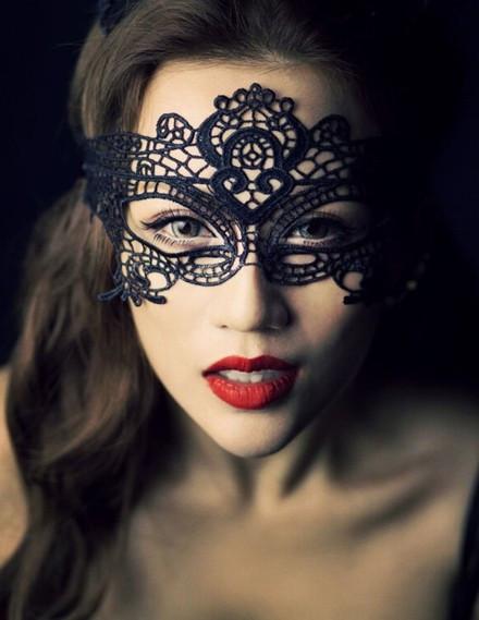 Halloween Sexy Lady Lace Mask Cutout Eye Mask For Masquerade Party Creative Dress Costume Halloween Party Fancy