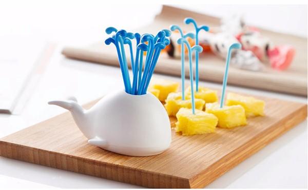 Factory Free Shipping Hot Sale Lovely Whale Fruit Fork Children Forks Table Decoration Forks Sea Style Fruit Tools