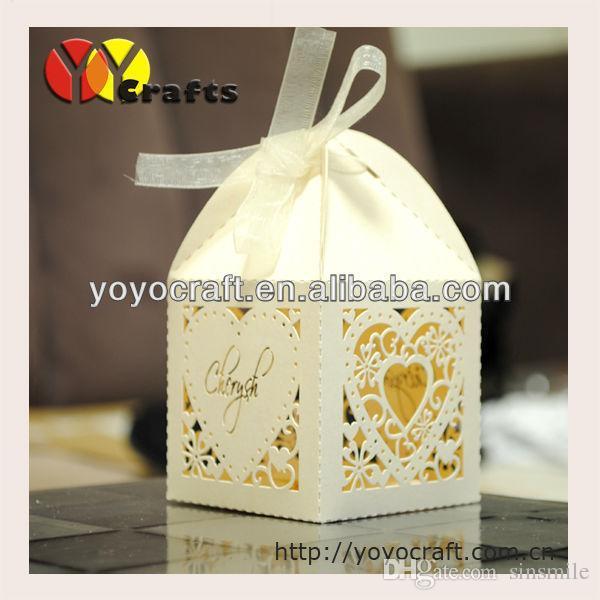 Wholesale- high quality laser cut customized centerpieces favor paper small laser cut heart birds wedding box with free name logo