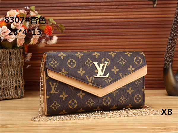 2019-8307- Hot Brand New High Quality Chain shoulder fashion bags Casual fashion handbag fringed decoration single shoulder chain bag22