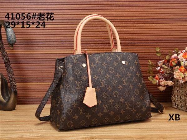 2018.-41056. Hot Brand New High Quality Chain shoulder fashion bags Casual fashion handbag fringed decoration single shoulder chain bag22