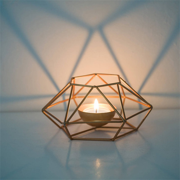 Metal Geometry Lighting Candle Holder Line Pricket Delicate Home Decorate Hyaline Candler Originality Pure Color Hot Sale 11 79lpE1
