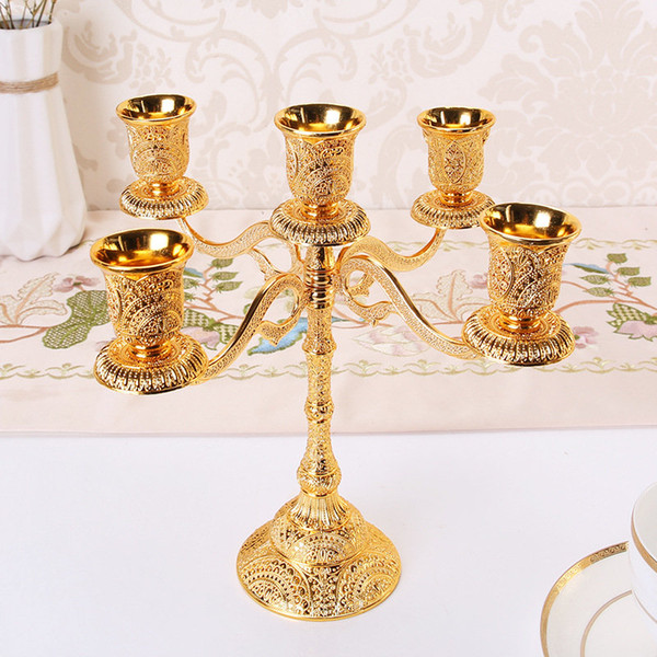 Metal Candle Holders Unique Design Candlestick Tabletop Candle Stand Wedding Table Centerpieces Candelabra Home Decoration Candelabrum