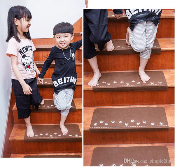 wholesale New Home Luminous Self-adhesive Non-slip Floor Staircase Mat Carpets Bear Claw Pattern Stair Treads Children Safety Protector Mats