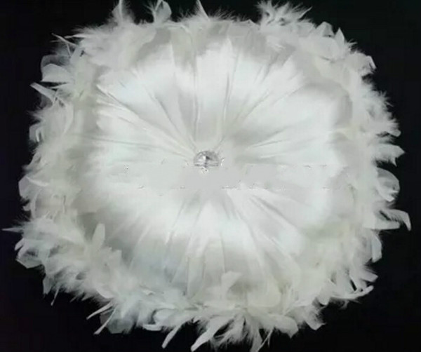 Wholesale-#577 Faux silk fabric exquisite feather around diamond on the middle. round cushion with filling Freeshipping Min Order 1pcs