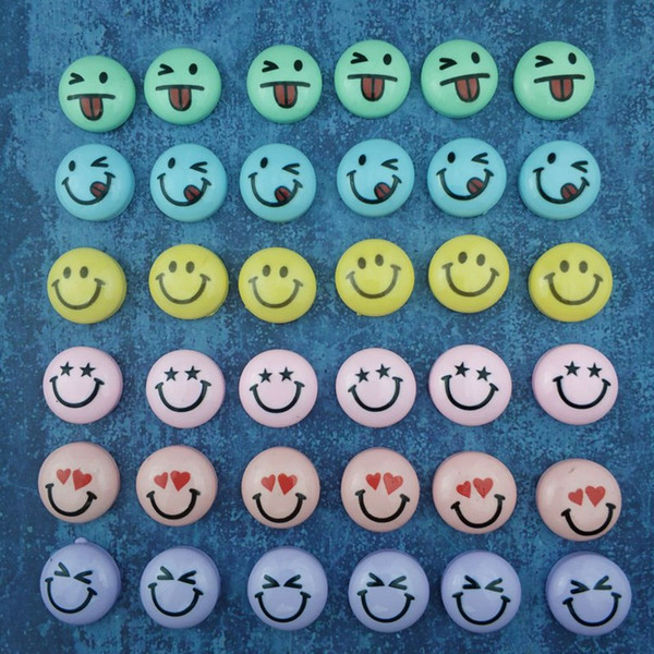 Resin Creative emoji Fridge magnets Home Decoration refrigerator magnet Strong neodymium Magnetic sticker Whiteboard photo office paste