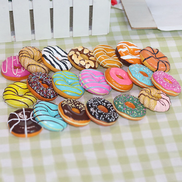 European Donuts Doughnut Strawberry Chocolate Cookies Fridge Magnets Simulation Food Refrigerator Magnetic Stickers Party Favor Gifts QW7179