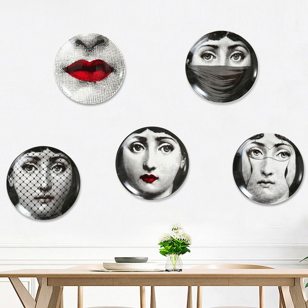 Retro Wall Decorative Hanging Plate Round Ceramics Utenos Fornasetti Platen Durable Woondecoratie Kerst Muur Platens Hot Sale 20zl BB