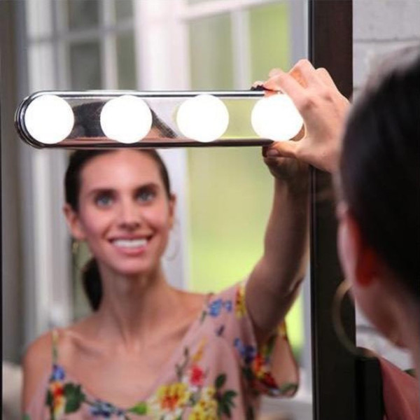 4 LED Bulbs Adsorbable Mirror Cosmetic Super Bright Light Kit Battery Powered Makeup Tool STUDIO GLOW Hot Sale