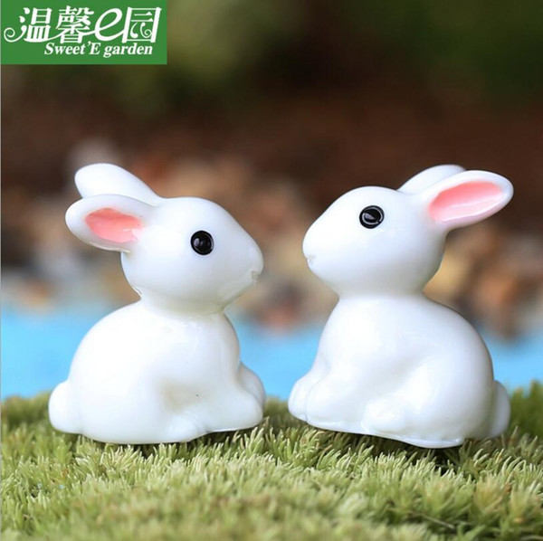 Zakka Miniature Figurine White Rabbit Tuzki Big Ears Cute Dolls Micro Garden Decoration Crafts Kids Gift Ornaments Tools